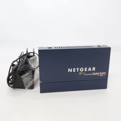 Nätverksswitch (GS105) från Netgear