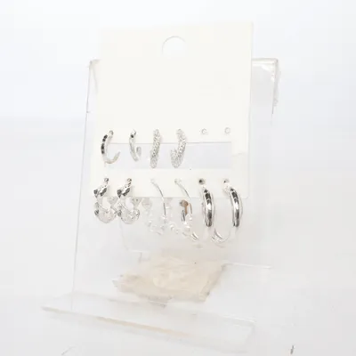 Örhängen (Silverfärgad) från KappAhl Okänd metall