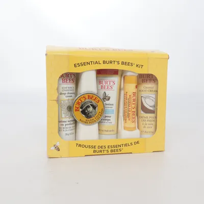 Hudvårdsset (Travel set limited edition) från Burts Bees
