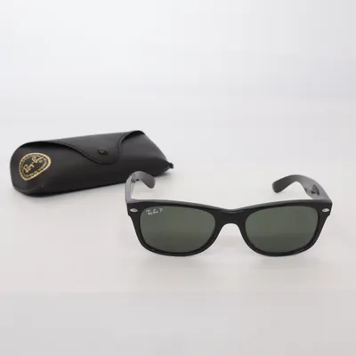 Solglasögon (RB2132) från Ray-Ban