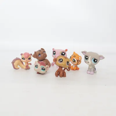 Toy figurine (Littlest Pet Shop) from Hasbro
