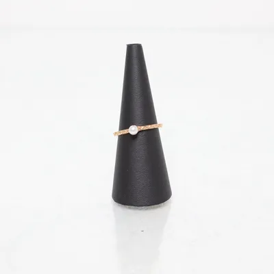 Ring (Gold) Unknown metal