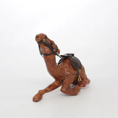 Beeldje (Bruin)