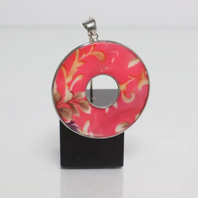 Hänge (Rosa) Okänd metall