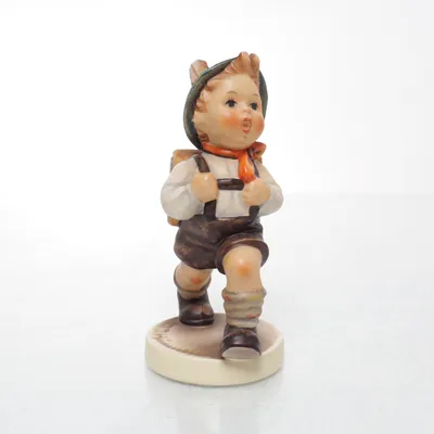 Figur (Brun, Blå, Flerfarvet) fra Hummel