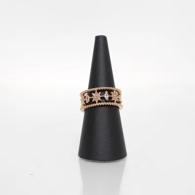 Ring (Guldfärgad, Vit) Okänd metall