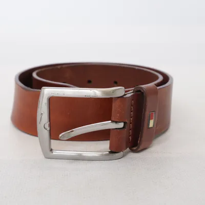 Bälte (Brun) från Tommy Hilfiger Skinn