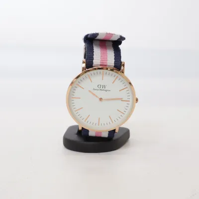Armbandsur (Blå, Rosa, Vit) från Daniel Wellington