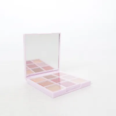 Eyeshadow palette (Celebration Edition) from Steve Laurant