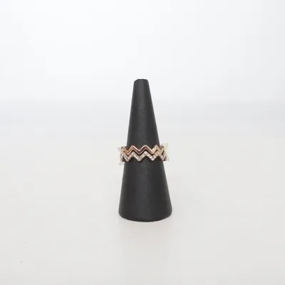 Ring (Gold) from SIX Unknown metal
