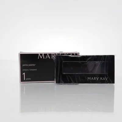 Brow kit (Svart) från Mary Kay