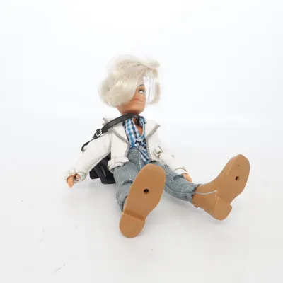 Poupée (Blanc, Bleu, Noir) de Bratz