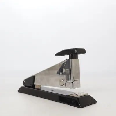 Nietmachine (Classic 2) van Rapid