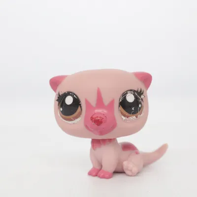 Toy figurine (Pink) from Littlest Pet Shop