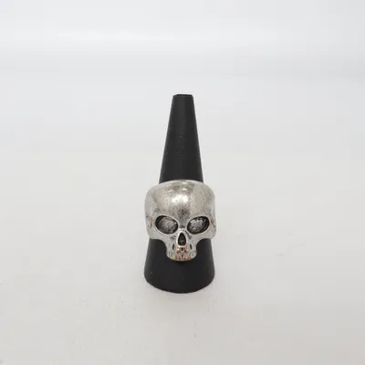 Ring (Silverfärgad) Okänd metall