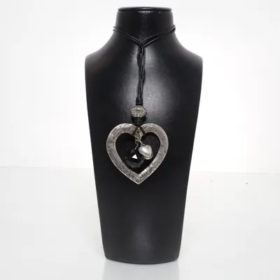 Halsband (Silverfärgad, Svart) från Gemini Okänd metall