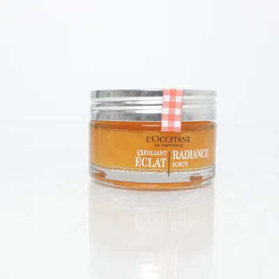 Ansiktsskrubb från L'Occitane