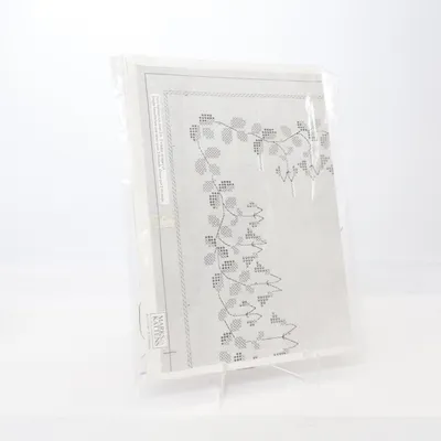 Brodyrmönster (Vit)