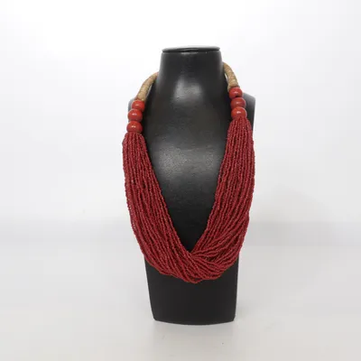 Collier (Rouge) Métal inconnu