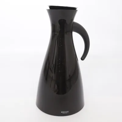 Karaff (Svart) från Eva Solo