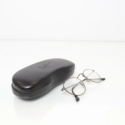 Glasögon (RB 3447V) från Ray-Ban