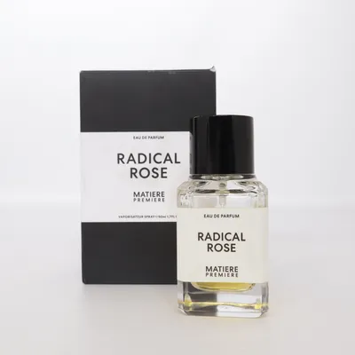 Eau de Parfum (Radical Rose) van Matiere Premiere