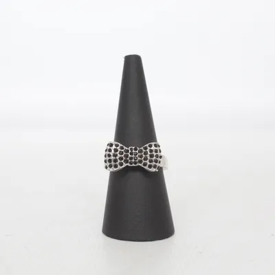 Ring (Zilver, Zwart) Onbekend materiaal