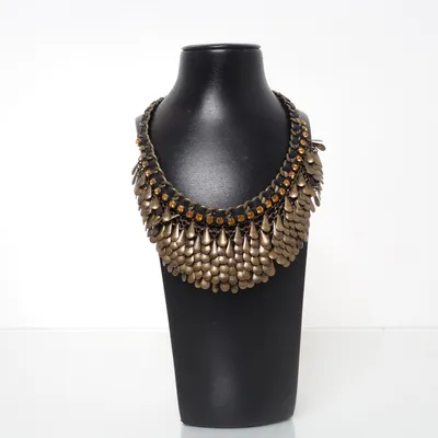 Halsband (Svart, Guldfärgad) från Zara Okänd metall