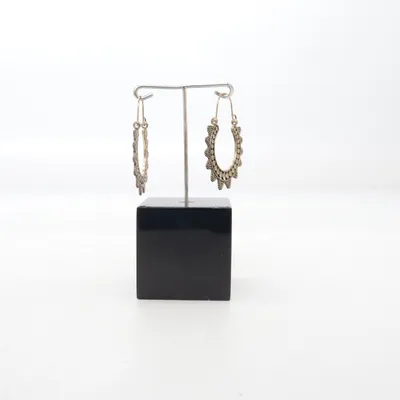 Boucles d'oreilles (Or) Métal inconnu