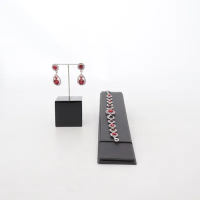 Smyckesset (Röd, Silverfärgad) från Lily and Rose Okänd metall