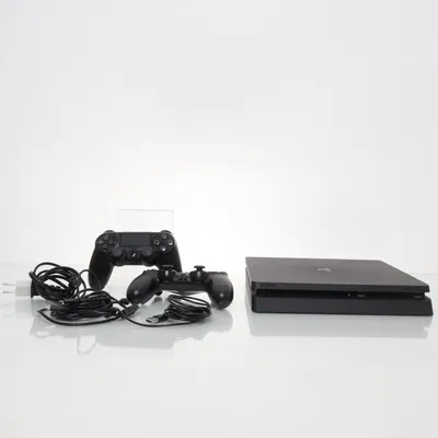 Game console (Black)