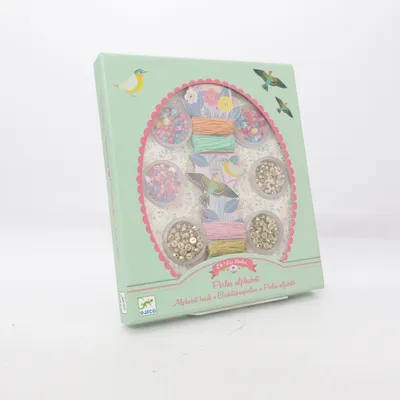 Craft jewelry (Oh! Les Perles) from Djeco