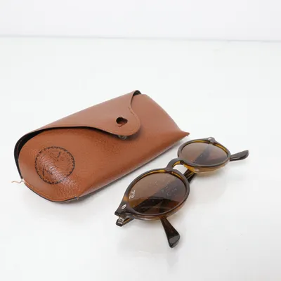 Solglasögon (RB 4315) från Ray-Ban