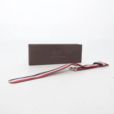 Urrem (Blå, Rød, Hvid) fra Daniel Wellington