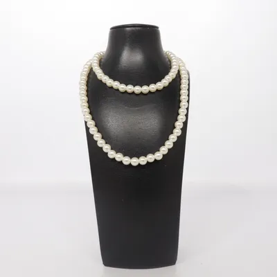 Halsband (Vit) Okänd metall