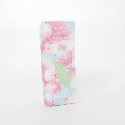 Eau de Toilette (Green Tea Sakura Blossom) from Elizabeth Arden