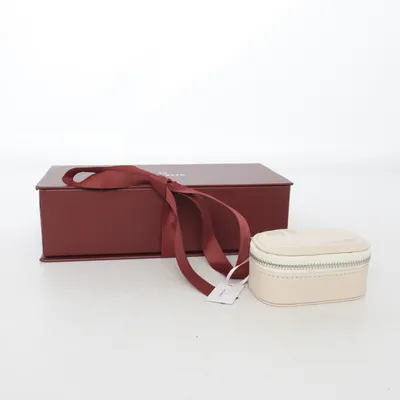 Rangement (Rouge) de Mockberg