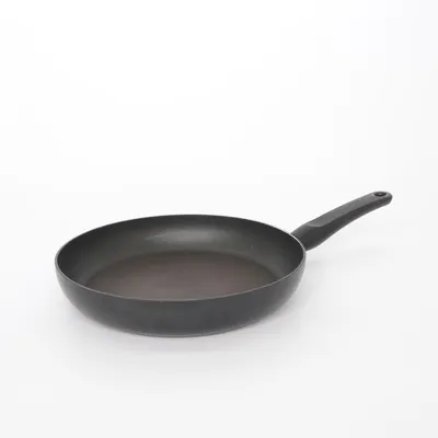 Poêle à frire (Tefal stekpanna, stekpanna Tefal, svart stekpanna, stekpanna 28 cm, 28 cm panna, stor stekpanna, vardagspanna, kökspanna, stekpanna non stick, nonstick panna, teflonpanna, matlagning, köksredskap, köksutrustning, panna till köket, steka ägg, steka pannkakor, brunch, sommarstuga, campingkök, studenthem, första hemmet, extrakök, fritidshus, enkel matlagning, begagnad Tefal, Tefal panna, svart kökstillbehör) de Tefal