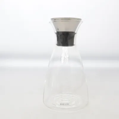 Carafe (Transparent, Argent) de Eva Solo