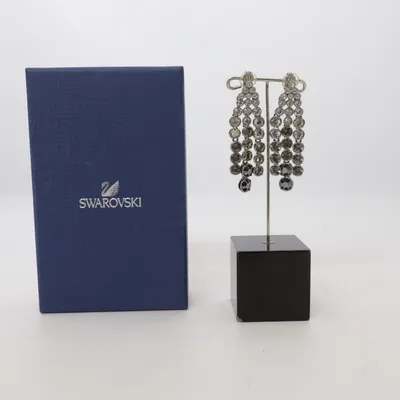 Örhängen (Silverfärgad) från Swarovski Okänd metall