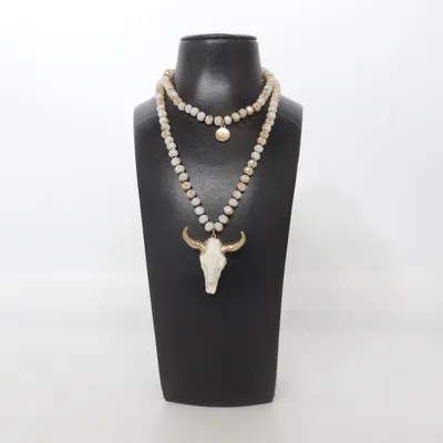 Halsband (Beige, Guldfärgad) från Lo-ika Okänd metall