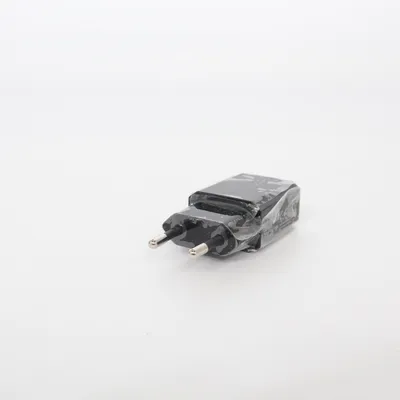 Adapter (HKC0055010 3A, Doro adapter, Doro laddare, Doro originaladapter, originalladdare, strömadapter, väggadapter, laddningsadapter, mobil laddare, telefonladdare, senior mobil laddare, äldre telefon laddare, reservladdare, extra laddare, svart adapter, Doro original) fra Doro