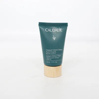 Face mask (Instant Detox Mask) from Caudalie