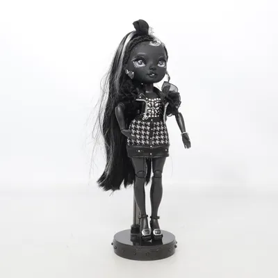 Docka (Shanelle Onyx) från MGA Entertainment