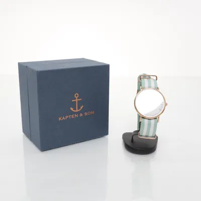 Armbandsur (Vit, Guldfärgad, Grön) från Kapten & Son