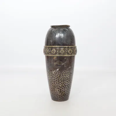Vase (Or, Argent)