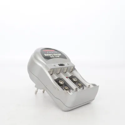 Chargeur de batterie de Uniross