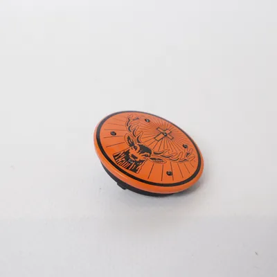 Pin (Orange, Svart) från Jägermeister Okänd metall