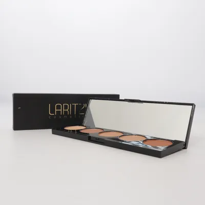 Eyeshadow palette (Black) from Clarity