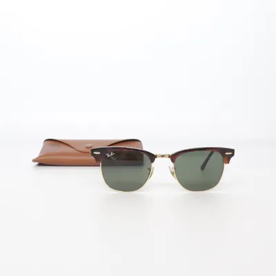 Solglasögon (RB 3016 Clubmaster ) från Ray-Ban
